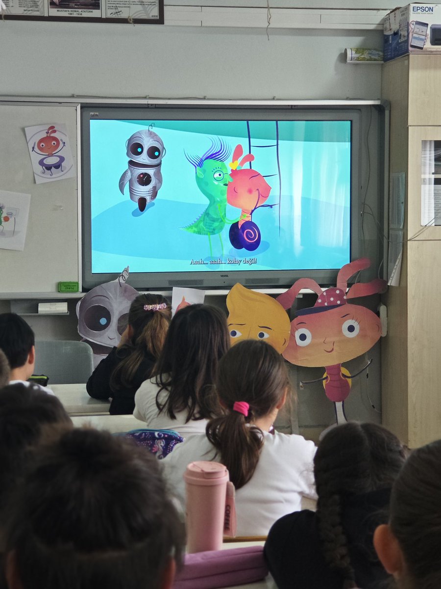 DVE Müfredat Pilotlama Süreci kapsamında Bandırma Cumhuriyet İlkokulu 3. sınıf öğrencileriyle "Sanal Gezginler: Farklılıklar ve Dahil Etme" etkinliği gerçekleştirildi. 
Katkılarından dolayı sorumlu öğretmenimize çok teşekkür ederiz.
<a href="/tcmeb/">Millî Eğitim Bakanlığı</a> <a href="/mebyegitek/">Yenilik ve Eğitim Teknolojileri Genel Müdürlüğü</a> <a href="/coe/">Council of Europe</a>