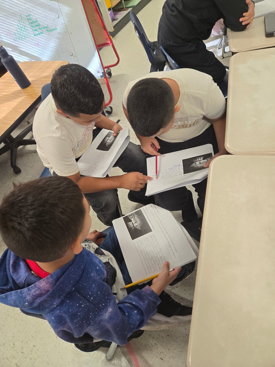 CISD_Multilingual tweet media