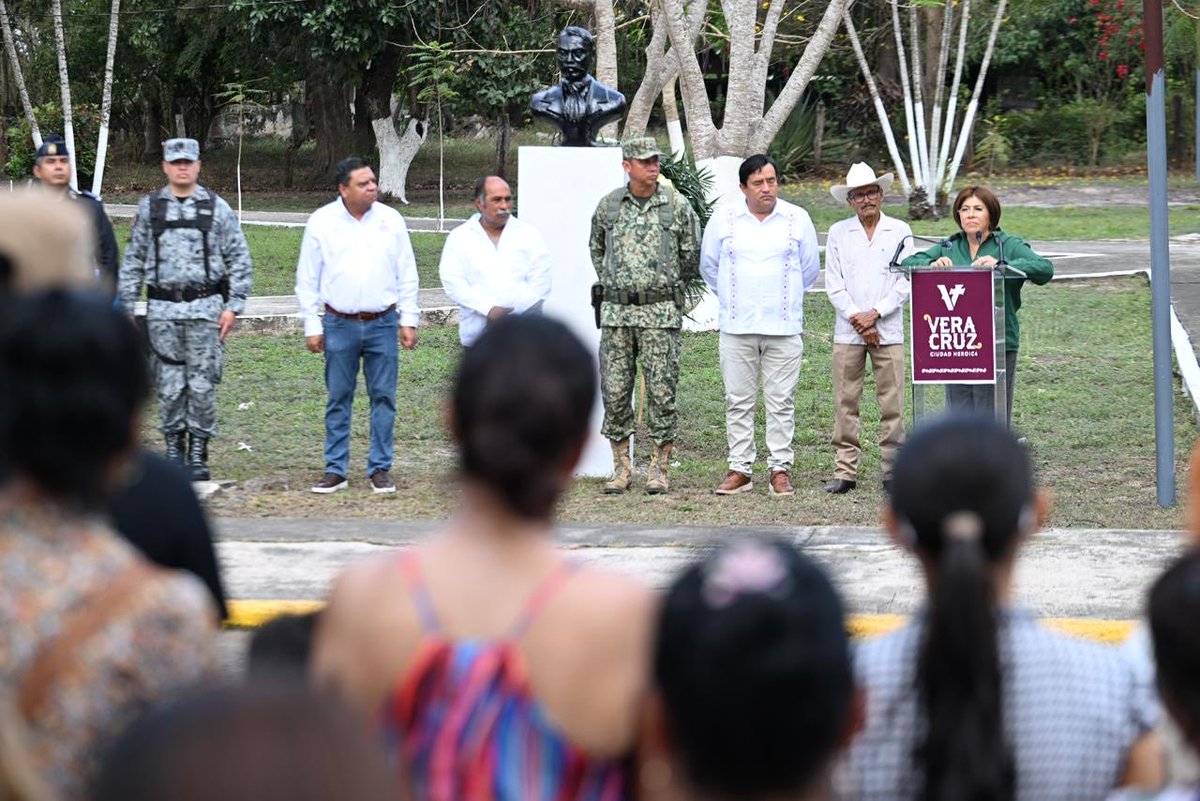 Rosa María Hernández Espejo🌹 tweet media
