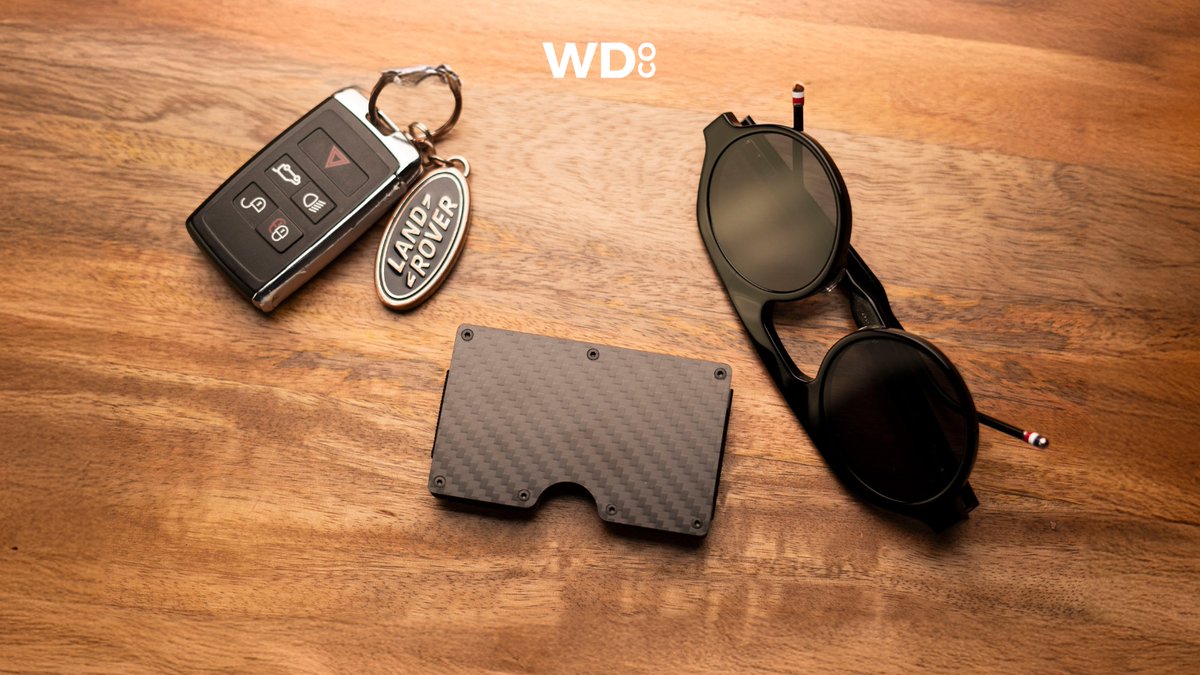 walletdesi37562's tweet image. Upgrade your everyday carry with this high-grade carbon fiber wallet featuring a unique center push design for quick card access. 

👉 amazon.com/dp/B0CR1TM784?…

#CarbonFiberWallet #RFIDWallet #SlimWallet #MensWallet #MinimalistWallet #FrontPocketWallet #EDCgear #EverydayCarry