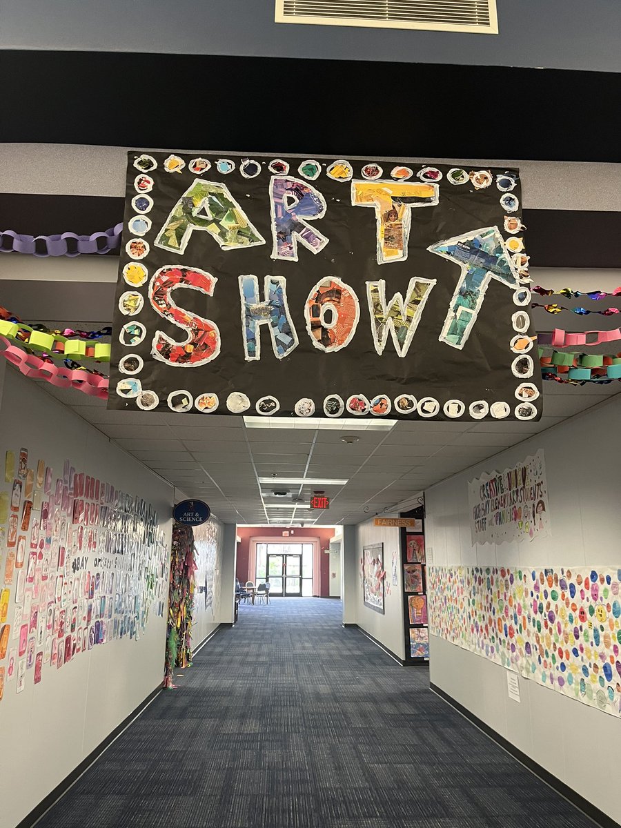BayEaglesSoar's tweet photo. Our amazing Art teacher, Mrs. White created this Art Show last night for our parents! https://t.co/BUyzYv9cxe
