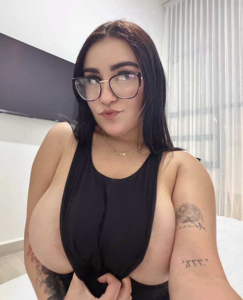 Sophia tweet media