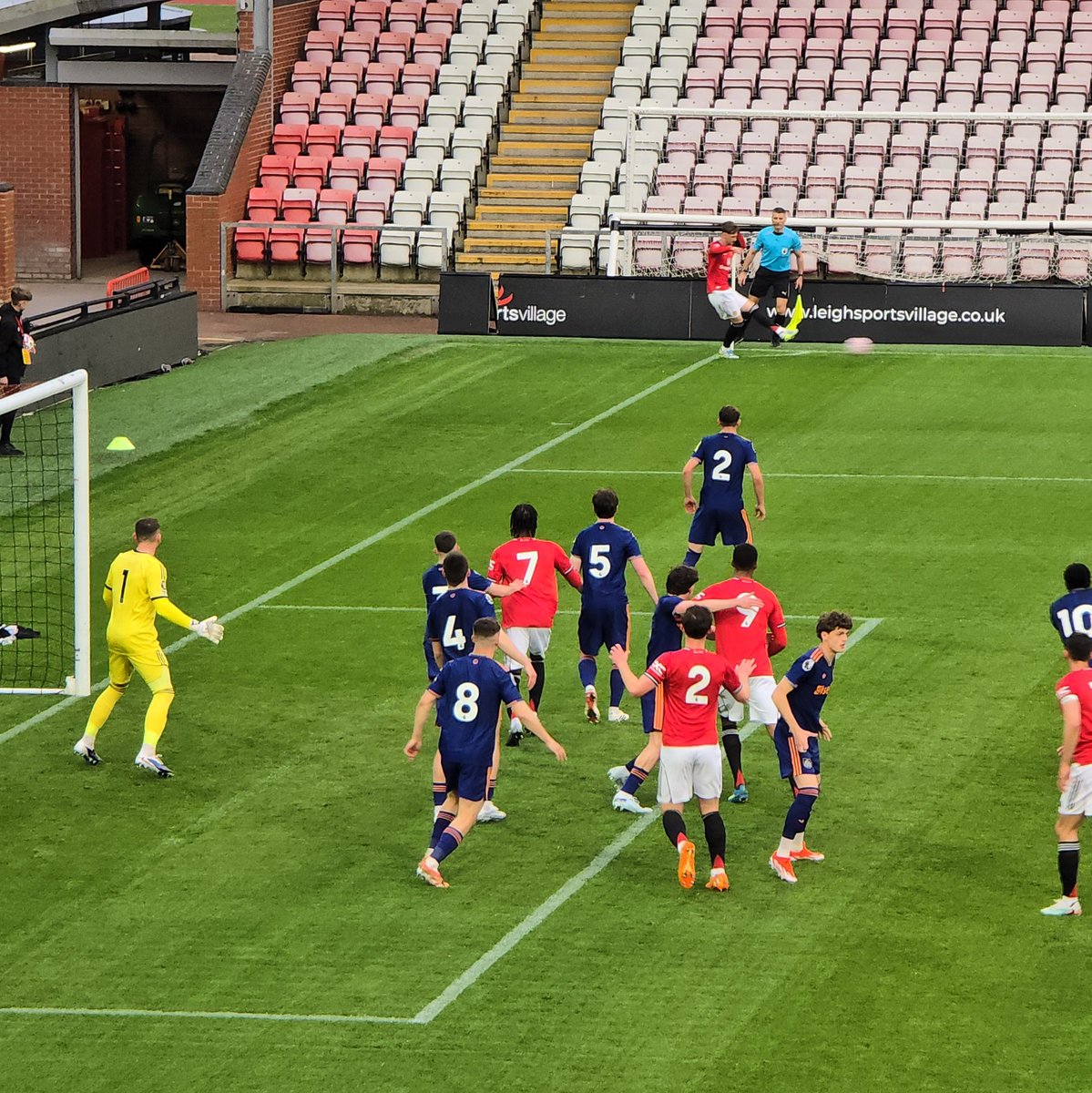 bennymufc's tweet image. Manchester United 0-2 Newcastle United at HT: #MUAcademy #MUFC #MUNNEW #PL2 #ManchesterUnited #ManUtd #ProgressWithUnityStadium 🇾🇪🇾🇪🇾🇪