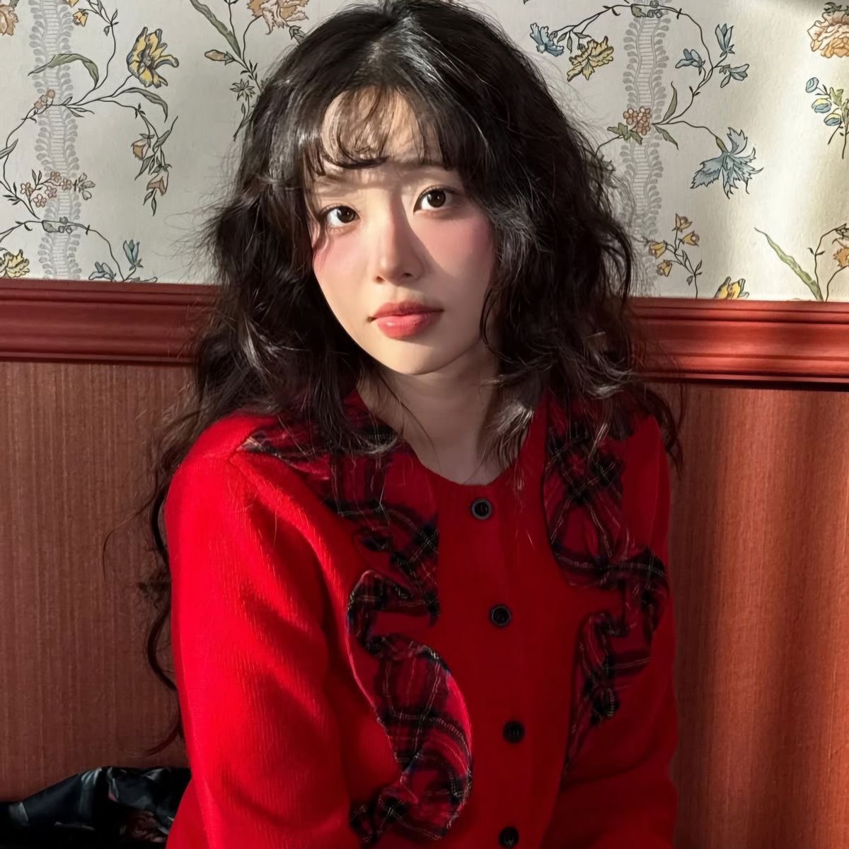 kisstenko's tweet photo. 🚨 Chuu is reportedly not going to be present in My Hero Academia’s newest episode.

Sources say this may have to do with the fact she is not a character in the show. https://t.co/q0gBqHqjnJ