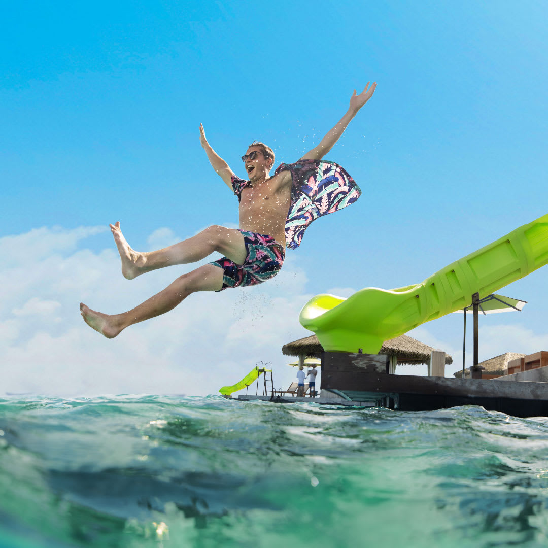 Amy Jones Travel tweet media