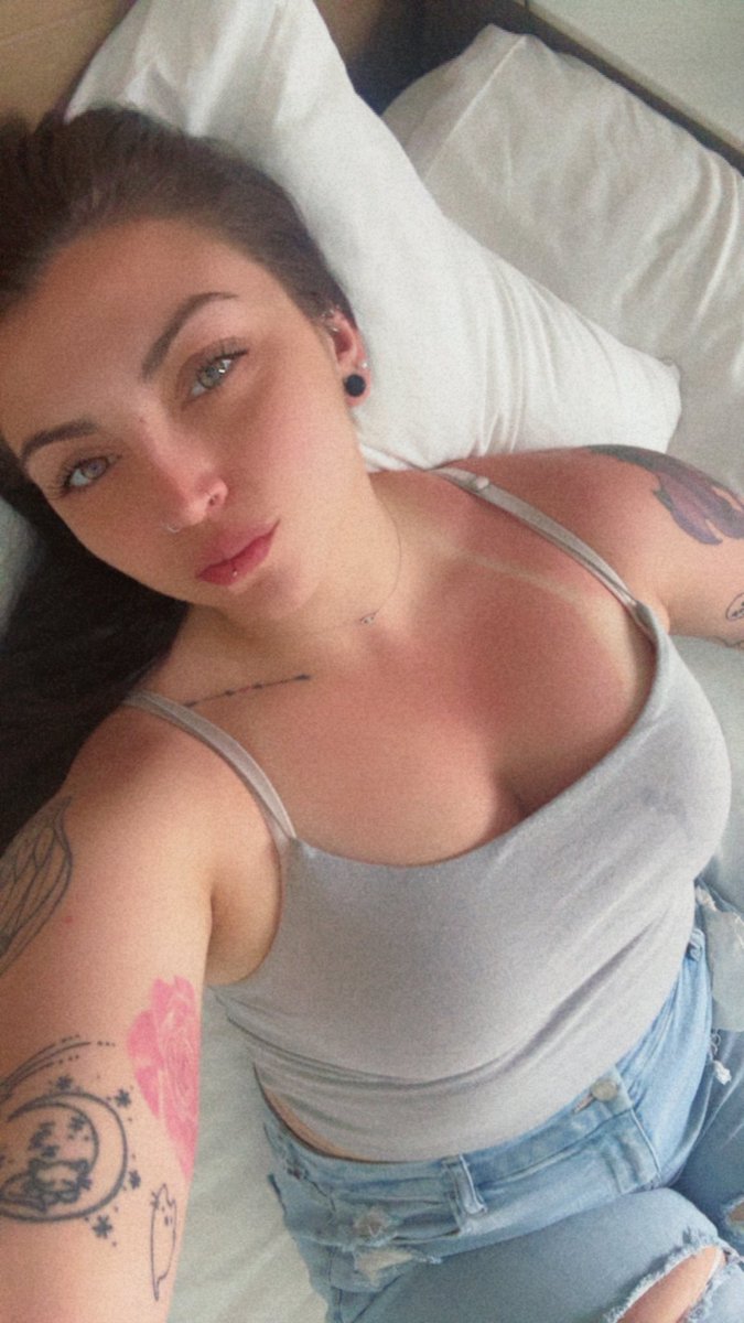 Lucyy 🖤 Devil Vtuber tweet media