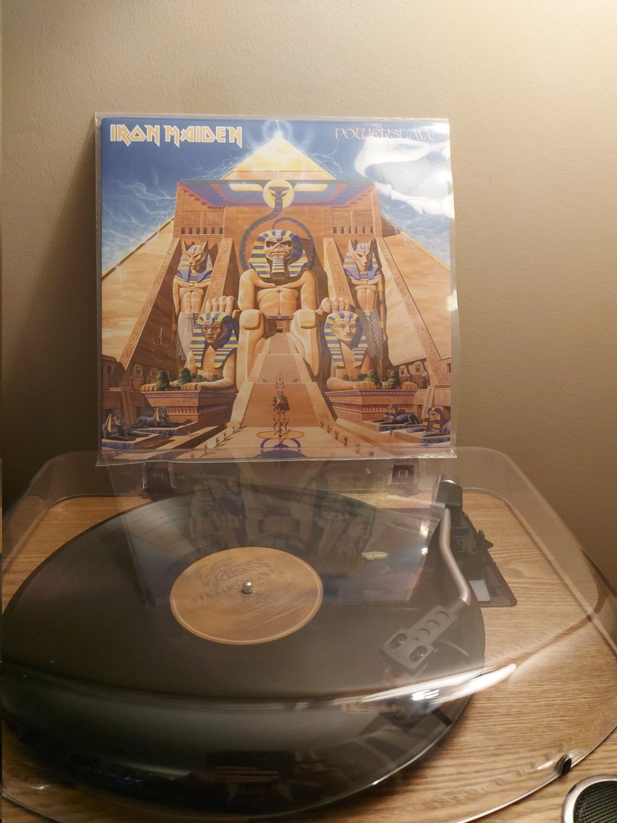 TheDuckLR's tweet image. #IronMaiden #NowPlaying 
"Powerslave"
There goes the siren that warns of the air raid...
Happy Friday Everyone! 🍻🤘