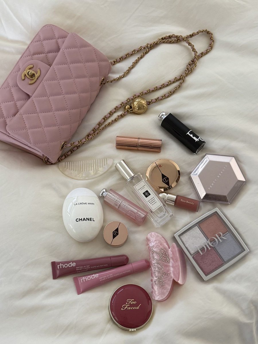 Beauty ✨ tweet media