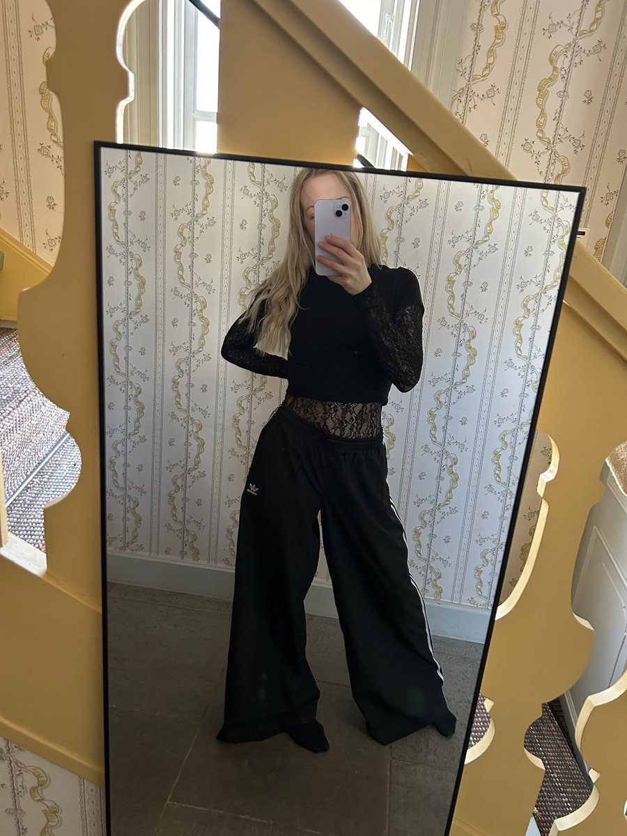 MODEL BOOSTERS tweet media