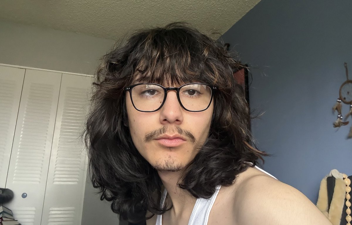 catlover420 tweet media