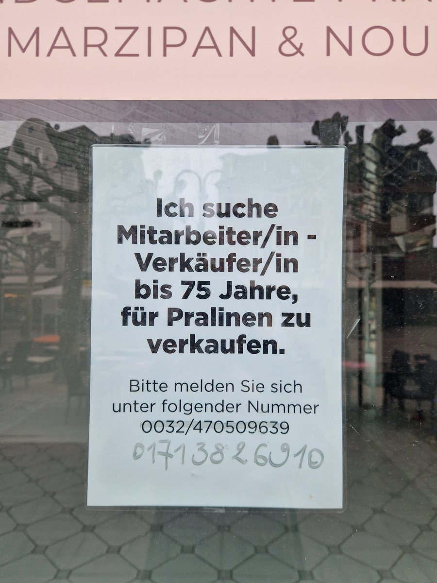 Julia Groth tweet media