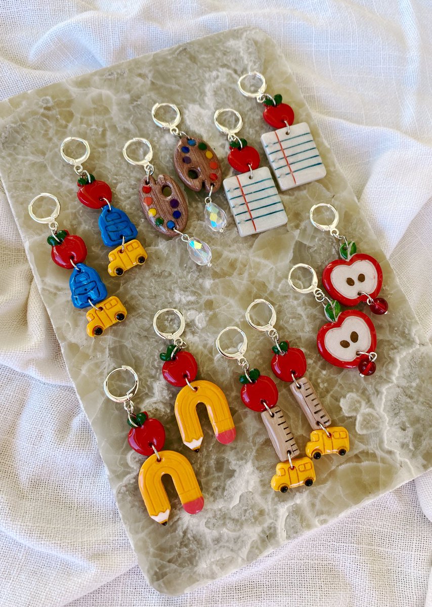 kyaabaird's tweet image. 🍎📚In my Teaching Era 📚🍎
This collective is now live!

Teacher appreciation week is around the corner and these make the perfect handmade gifts.

Treat yourself or a special teacher.