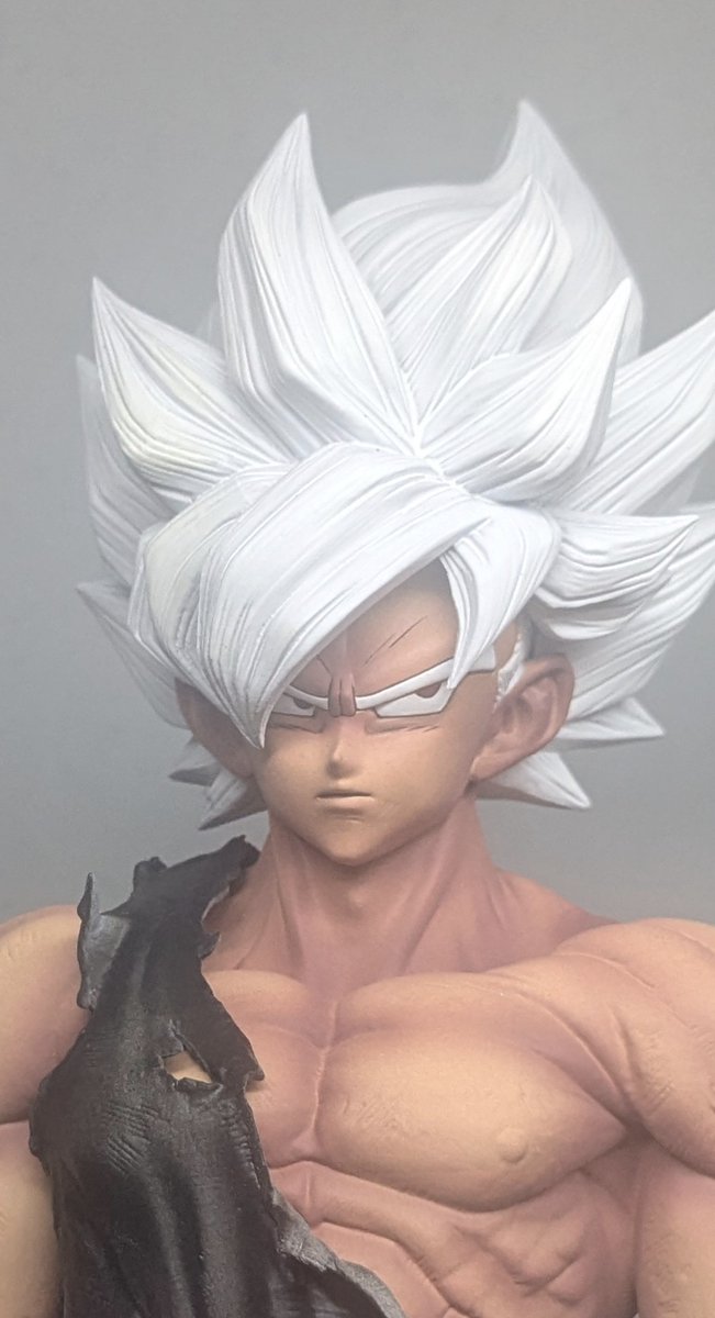 リペイントするフリーザ様 tweet media