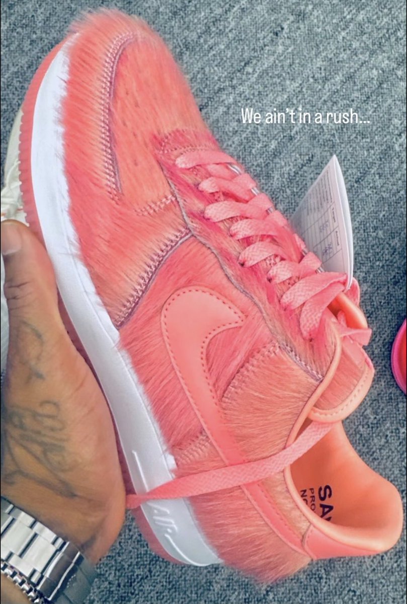 Ovrnundr's tweet photo. Frank Cooke shares a first look at Nike Air Force 1 Low Pink Pony Hair (2026) https://t.co/brvJf50L0F