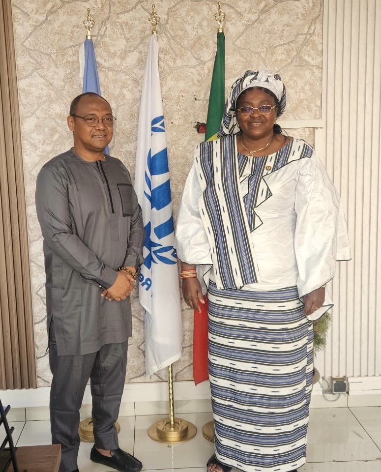 J’ai eu le plaisir de recevoir ce matin Son Excellence Mme l’Ambassadeur du 🇧🇫 au 🇲🇱. Nos échanges ont porté notamment sur la tenue, la semaine prochaine à Bamako, de la 14ᵉ réunion tripartite Mali–Burkina Faso–HCR consacrée à la situation des réfugiés maliens et burkinabé de