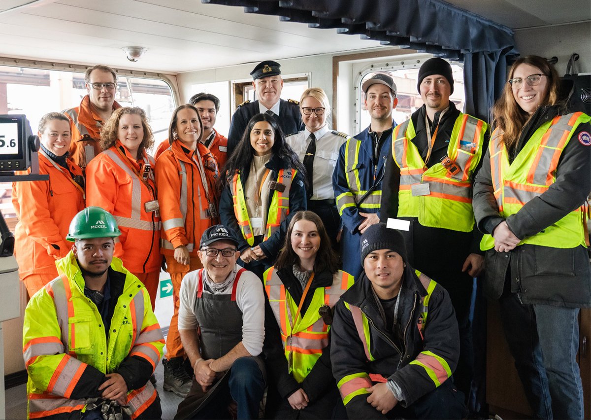 ArcelorMittal_D's tweet photo. Last Saturday, we welcomed the first vessel of the shipping season at the Port of Hamilton, the MV Florence. As it has since 1947, @hopaports celebrated the start of the season with a ceremonial presentation of a top hat to the Captain of the first vessel to enter the harbour. https://t.co/Pe6mkcR0yf