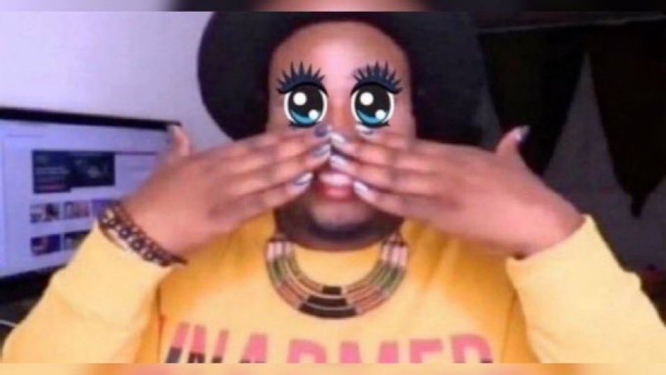 when evan reveals that tracklist and there’s a “feat hanni of newjeans”