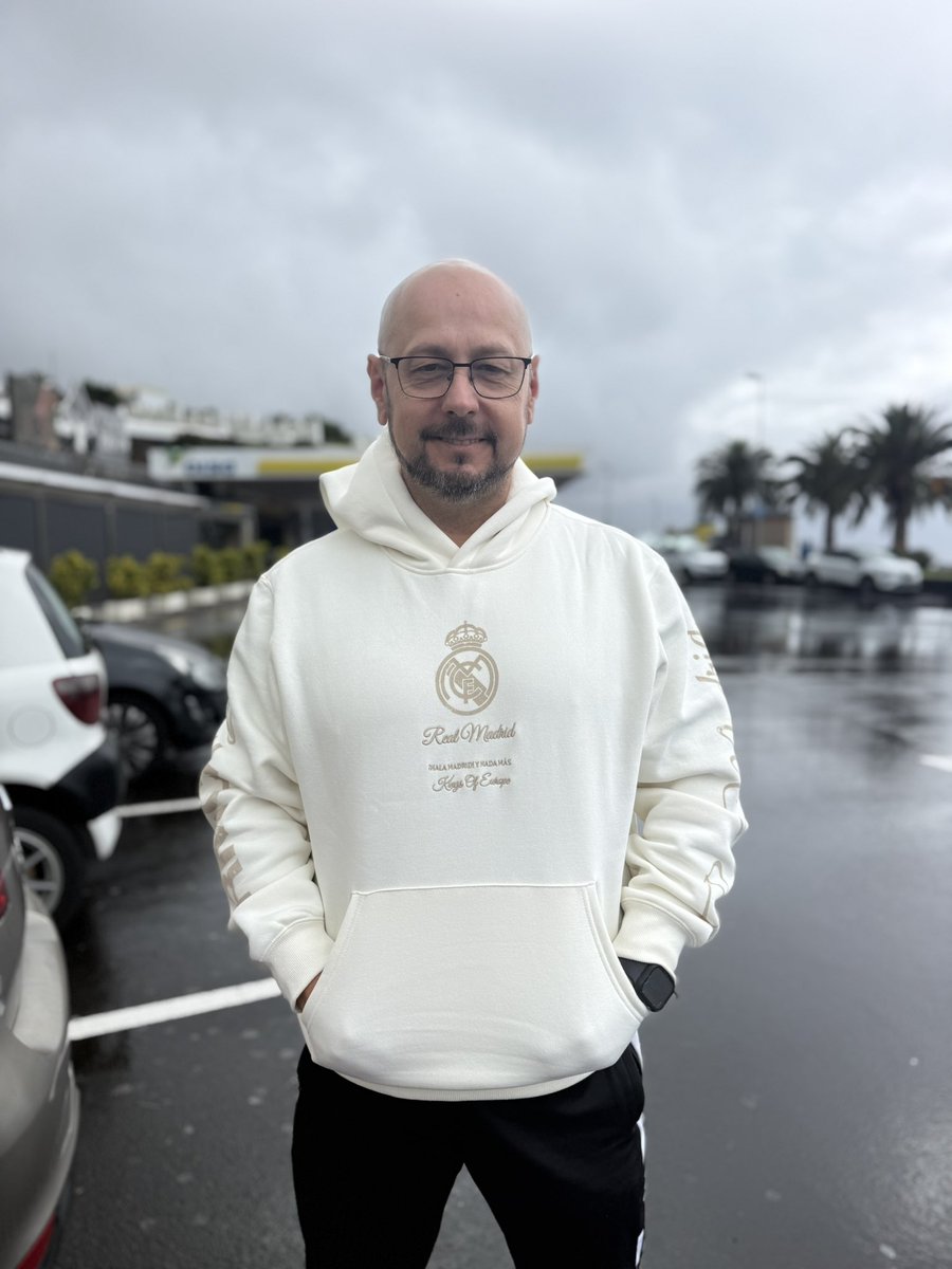 Oliver Escobar tweet media