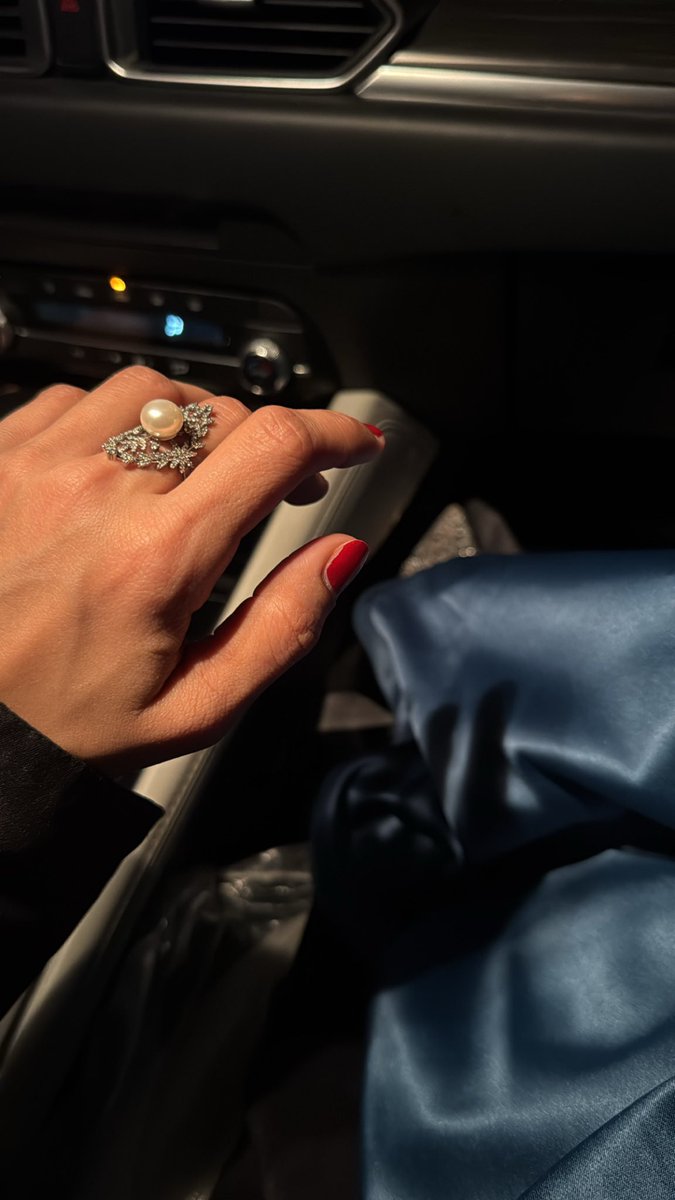 مُـوگا السالم | انتقائية.. tweet media