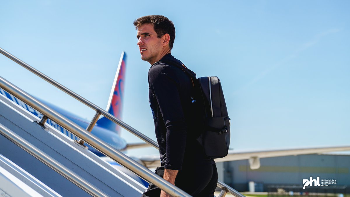 PhilaUnion's tweet image. Headed north of the border 🇨🇦

#DOOP | @PHLAirport