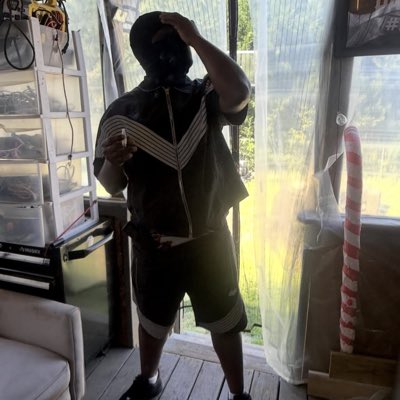 76Unknown's tweet photo. #NewProfilePic https://t.co/lqOu9umlZV