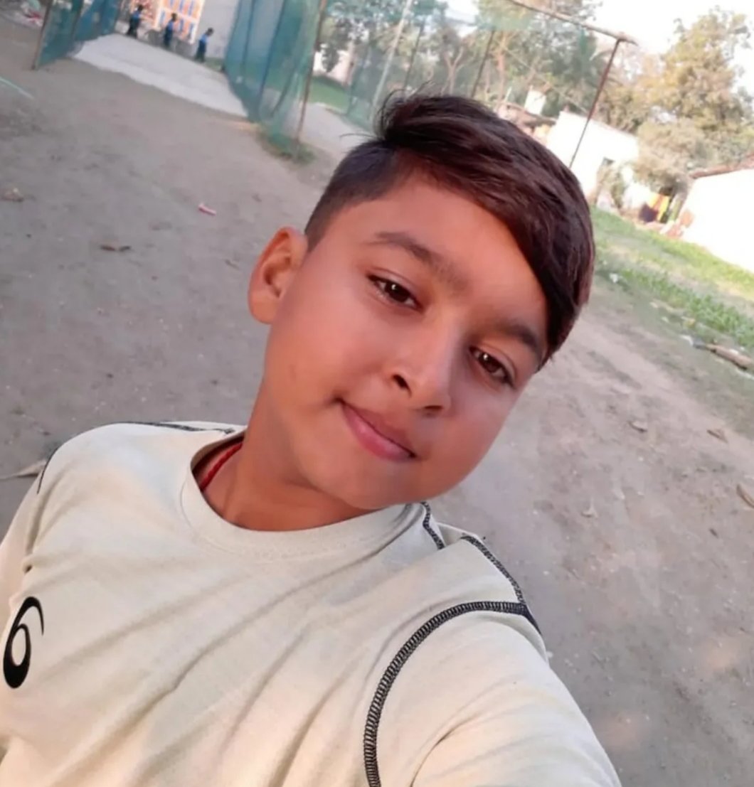 Vaibhav Sooryavanshi be like
Ab starc bhaiya ki bari 🥰