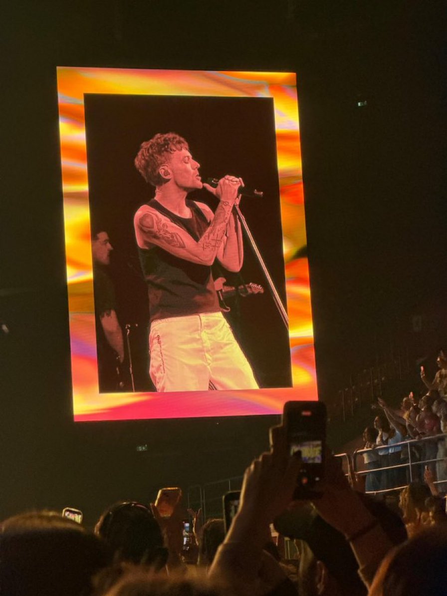 camusᴸ²⁵⁵🍋 tweet media