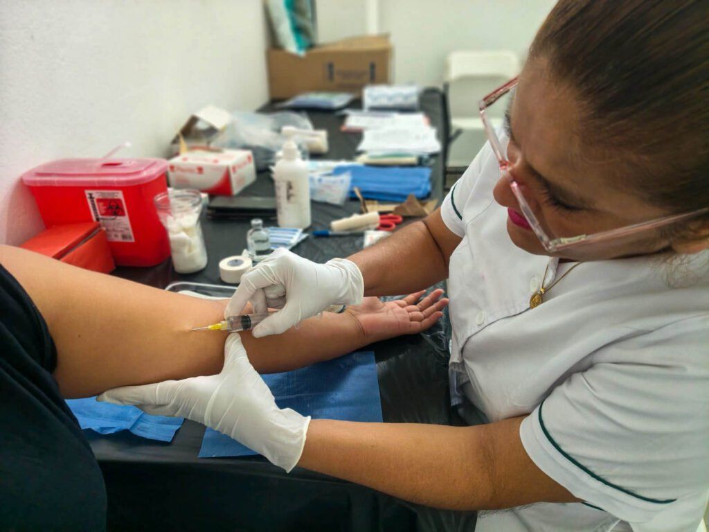 HorizonteDiario's tweet photo. Impulsan sexualidad responsable en jóvenes de Minatitlán con jornada de salud 

📌 Lee la nota completa en el primer comentario. ¿Tú que opinas? 

Dale like, comparte y síguenos si te interesa más información como esta.

#HorizonteDigital #Noticias #minatitlán https://t.co/mM0y0YhhMn