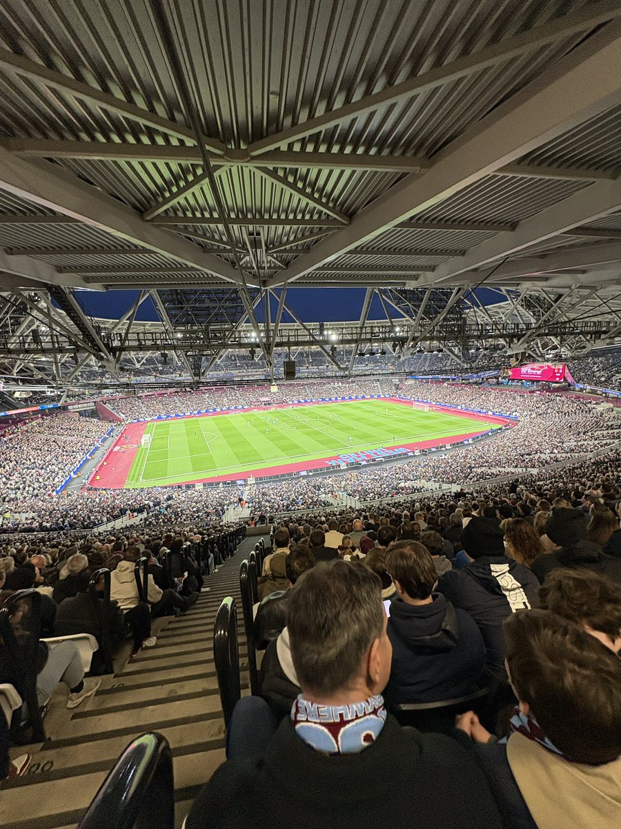 Floyd Aanen tweet media