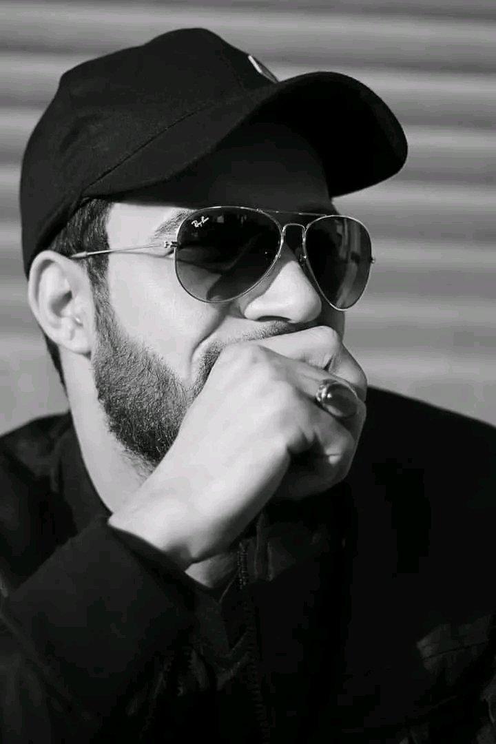 ‏قُـلُـبُـ آلُـمُـحُـيُـطُـ فُـوٌآز آبُـوبُـآسُـلُ tweet media