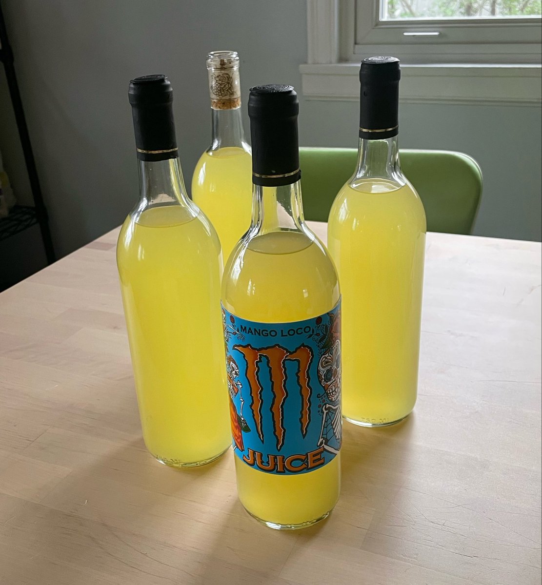 Scarlett tweet media