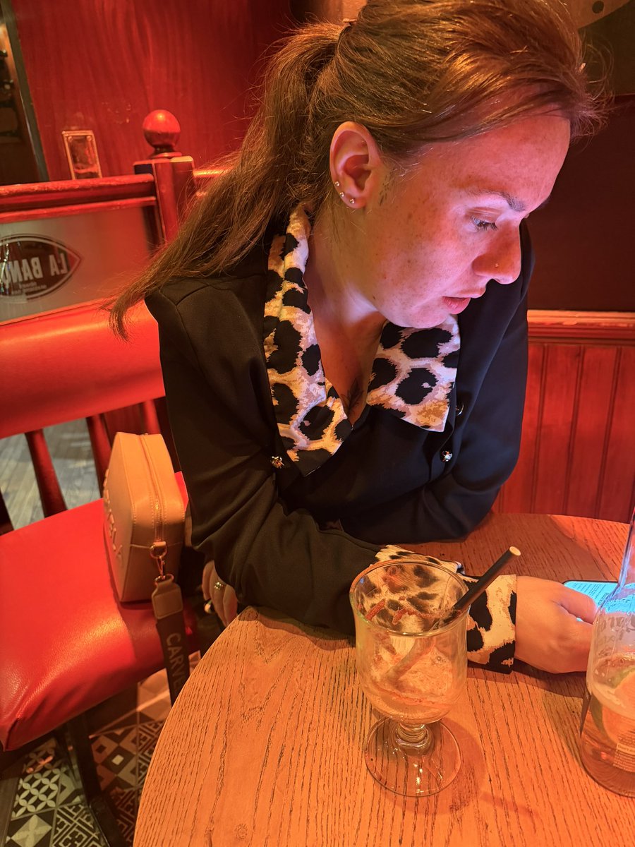 sorcelerielivre's tweet image. Soirée en amoureux…
Des regards, des sourires, et ce petit moment rien qu’à nous 💫❤️
#amour #couplegoals #soirée #love #romance #instalove #momentadeux #date #lovevibes #relationshipgoals #bonheur #together #cozyvibes #sweetmoments #nightvibes #instagood #feelings #couplelife