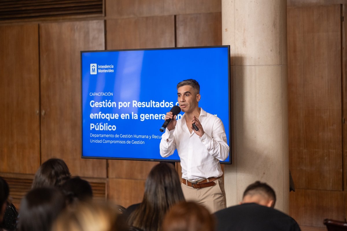 Intendencia de MVD tweet media