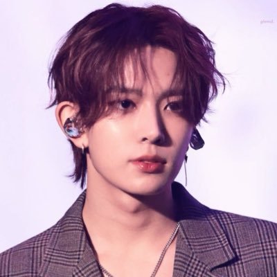 EVAN BASE tweet media