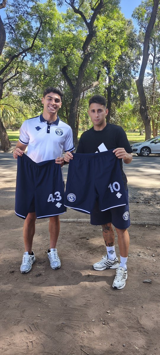 𝓛𝓪𝓻𝓪 🦋 tweet media