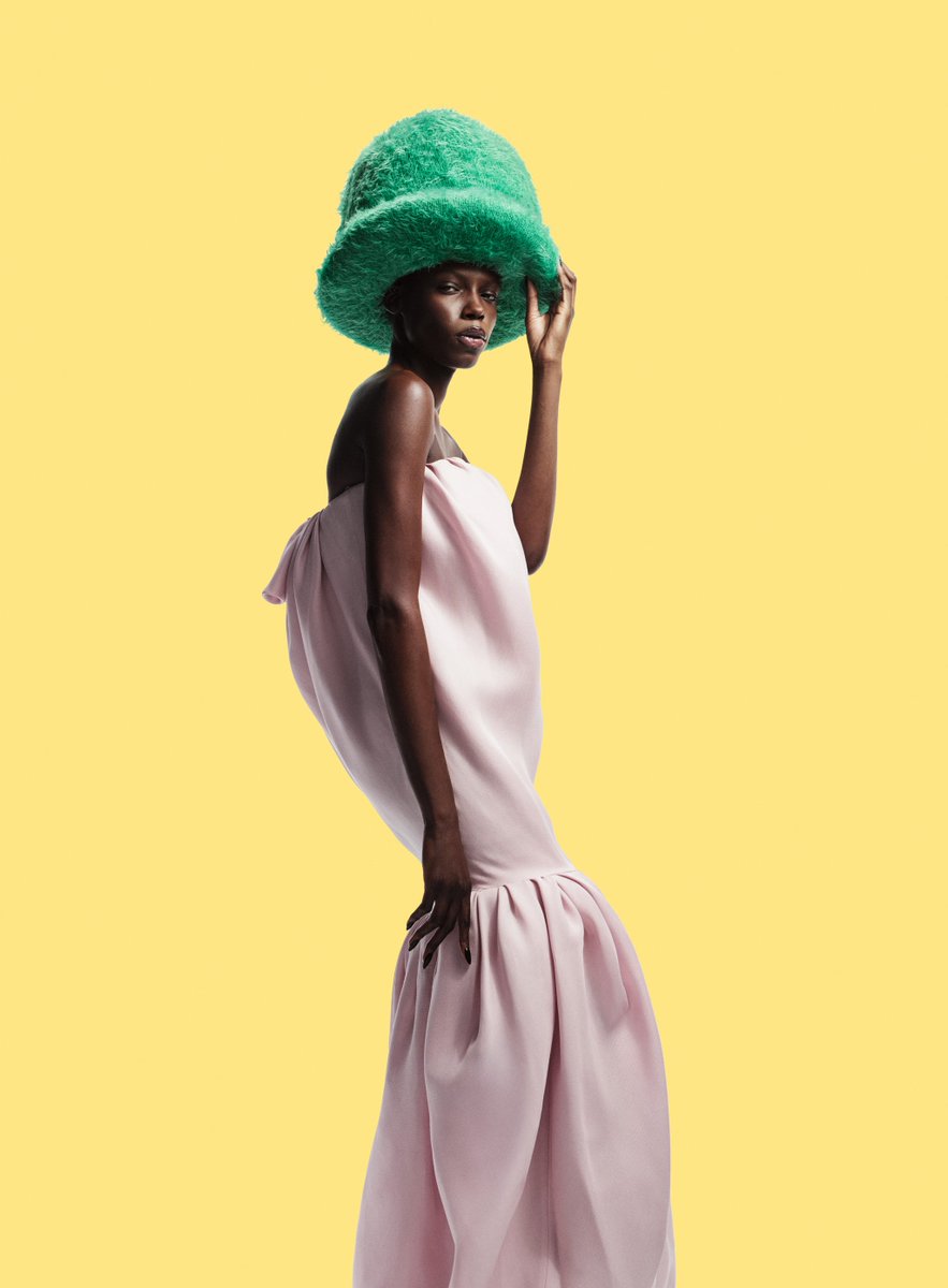 jeanmicheldames's tweet photo. Elle Magazine 
Shot by Willy Vanderperre

Balenciaga by Pierpalo Piccioli and hats by Pipenco https://t.co/NEAL16s7TU