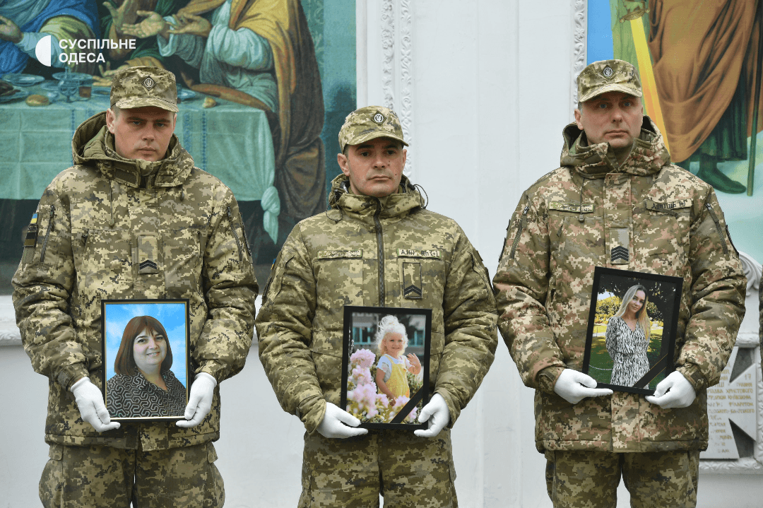 Iuliia Mendel tweet media