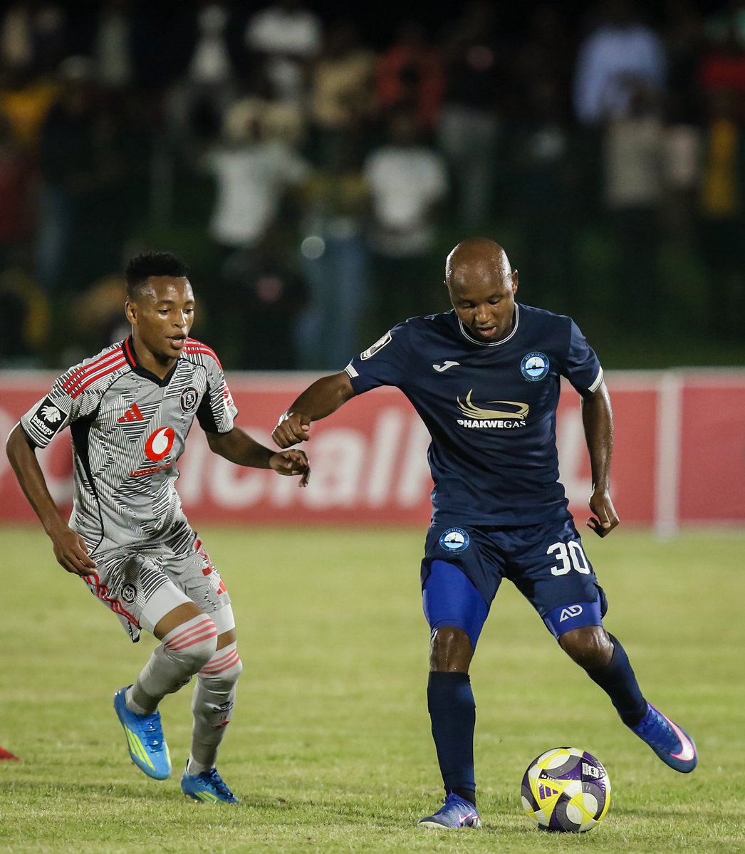 Lorenz Köhler tweet media