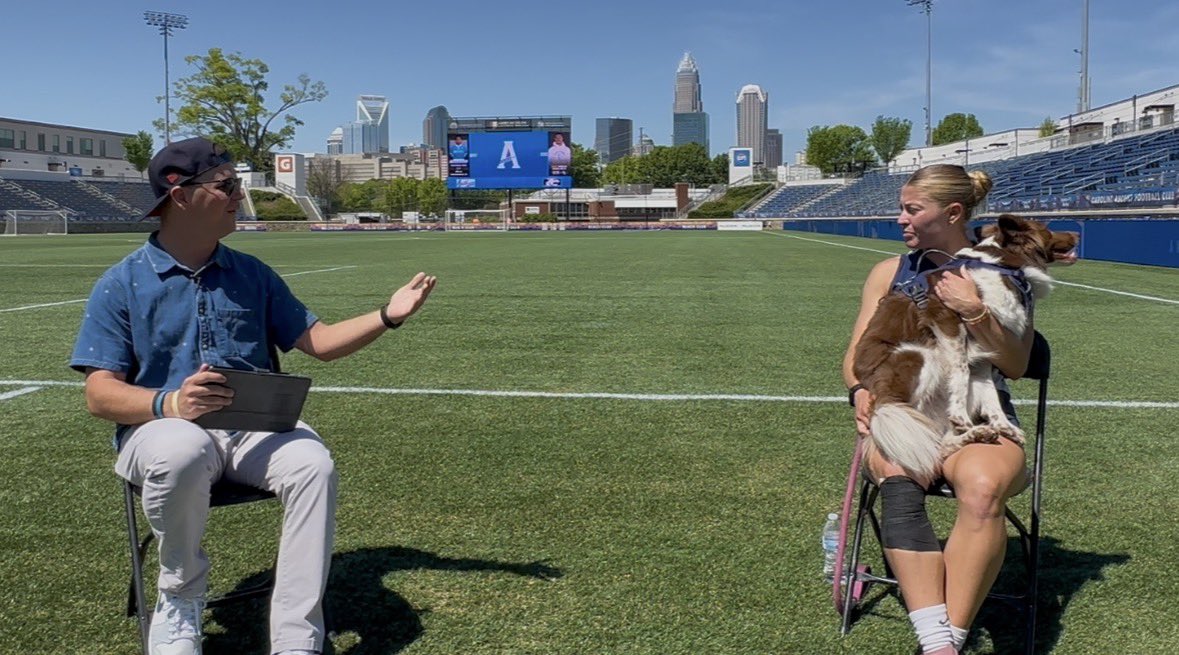 Riley James tweet media