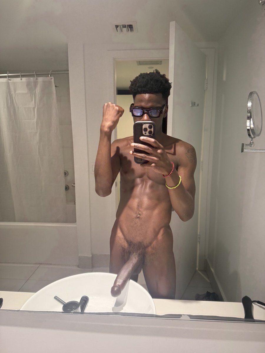 Treyy vunt tweet media