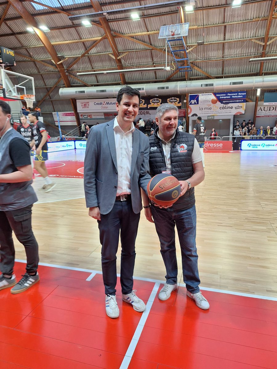 Département Vendée tweet media