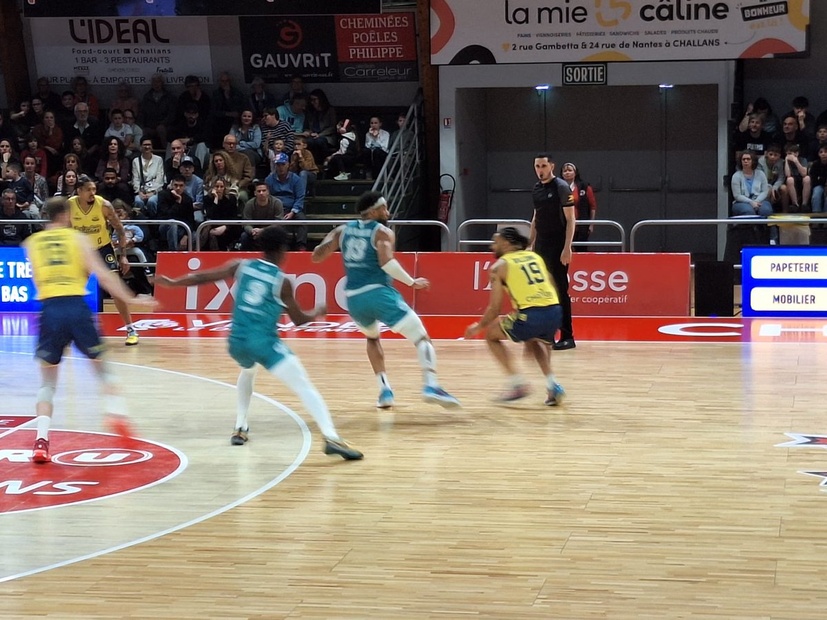 Département Vendée tweet media