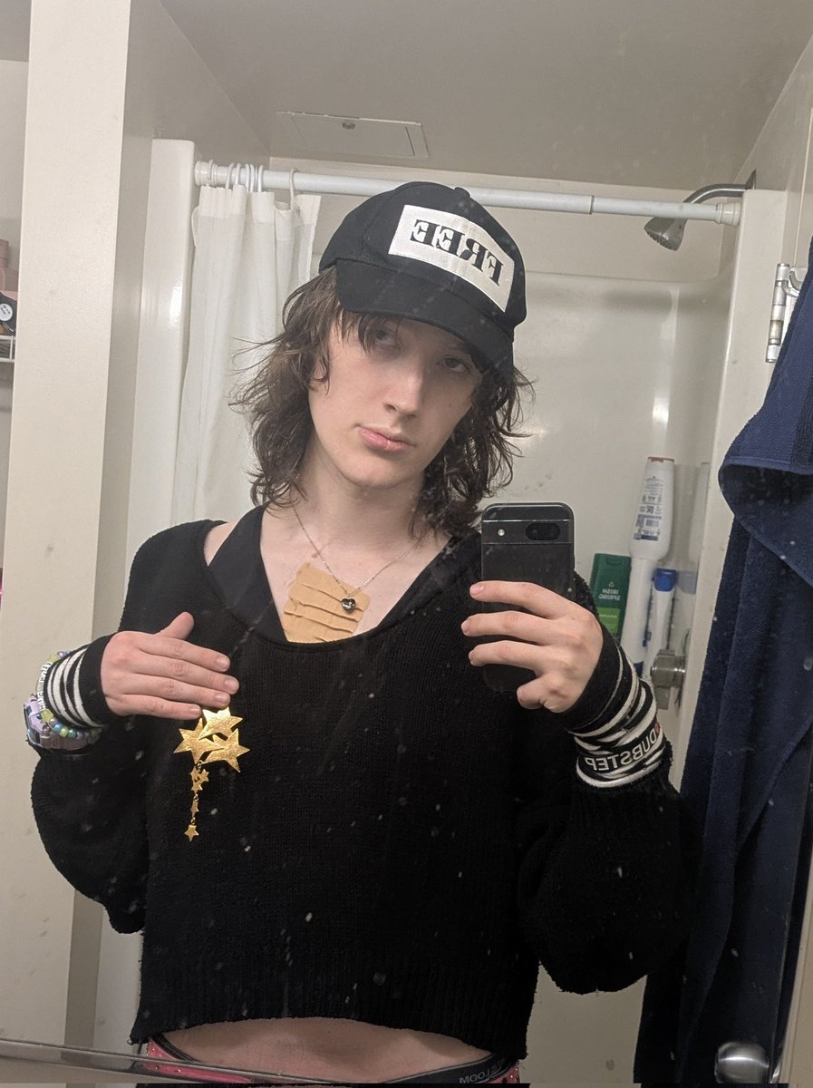 dogshitvtuber's tweet image. do u guys still want the mixtape or are you sick of me. Would you want me to die instead . that can be arranged too #OLD #WASHED