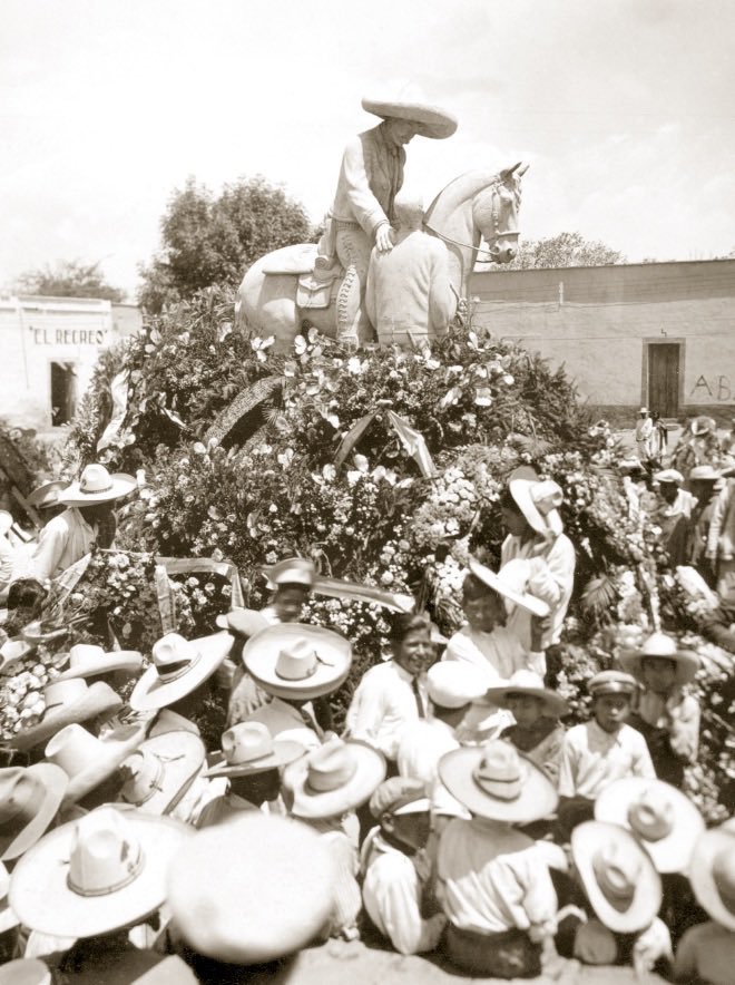 Tlatoani_Cuauhtemoc tweet media