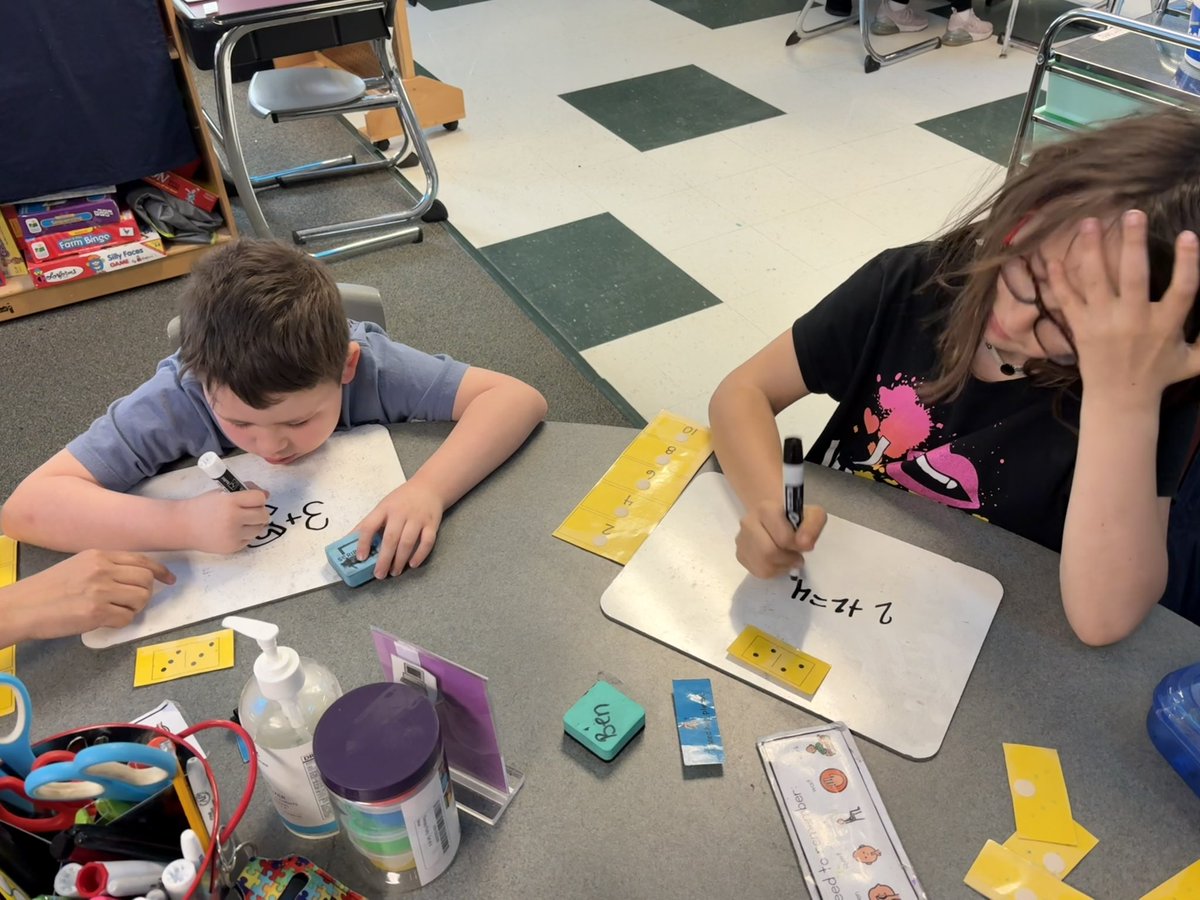 Miss Heiskell tweet media