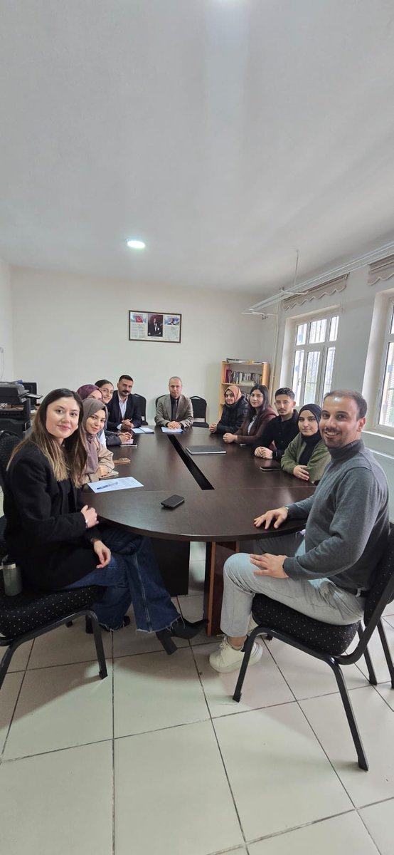 GuroymakMEM's tweet photo. Şube Müdürlerimiz, Gölbaşı İlkokulu ve Gölbaşı Ortaokulunda! 🏫
​"Türkiye Yüzyılı Maarif Modeli" odak grup toplantılarıyla eğitimdeki yeni rotamızı değerlendirdik. Daha güçlü bir gelecek için sahadayız. 💪📖

@Yusuf__Tekin @gurkaymakam @Bitlis_Mem @kayavedat7580 https://t.co/RCOZbGVR1u