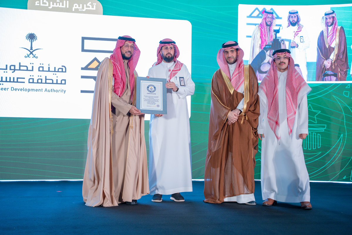 محبو الأمير خالد بن سطام بن سعود بن عبدالعزيز tweet media