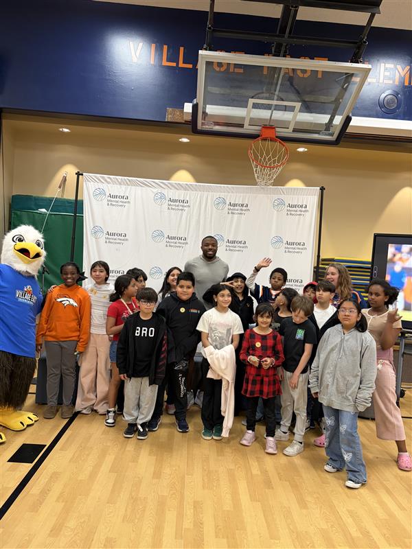 AuroraMHRorg's tweet image. We had a fantastic time yesterday with @marvindmims #teaching the #students at Village East Elementary School about #MentalHealth! Thank you to @CCSDK12 and Marvin Mims Jr. for your #partnership in bringing #smiles.