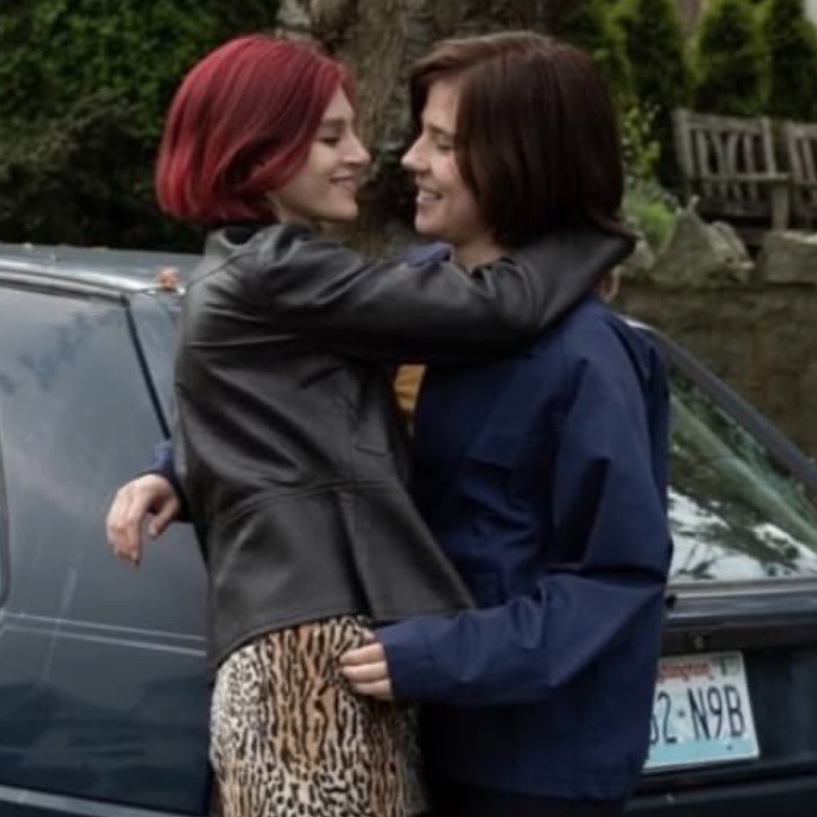 ꫂ᭪ moni tweet media