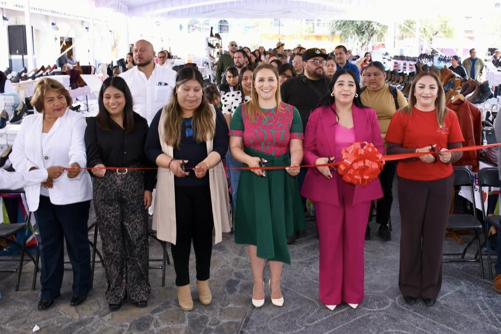 Anaamunizneyra's tweet photo. Porque #UnidosEsPosible ¡#LaRutaDelCalzado 2026 llega a #SanAntonioLaIsla! 👢💼👡

Les invito a visitar este espacio y a adquirir lo #HechoEnSanMateoAtenco; aquí encontrarán una gran variedad de calzado, bolsas, cinturones y artículos de piel de excelente calidad y a precios accesibles.